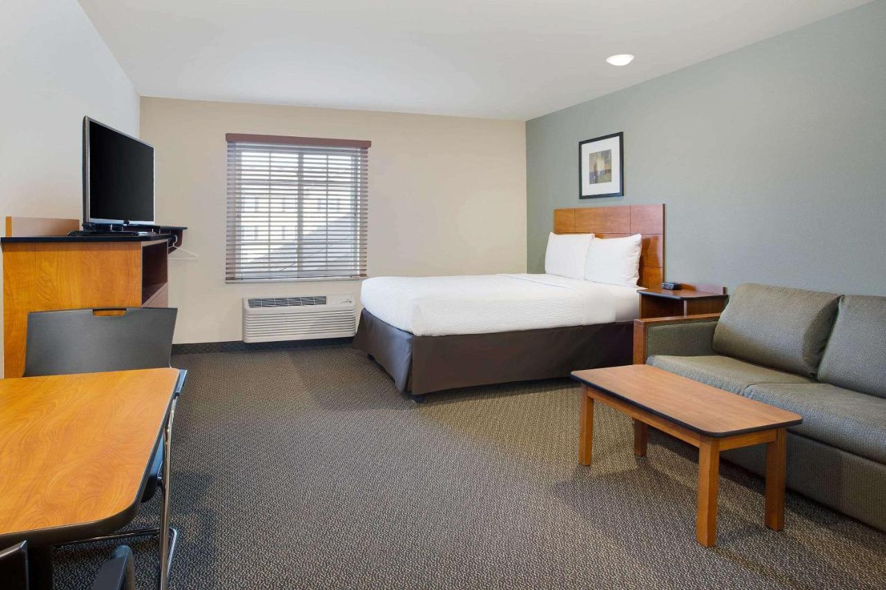 Woodspring Suites Columbus North I-270 Exterior photo