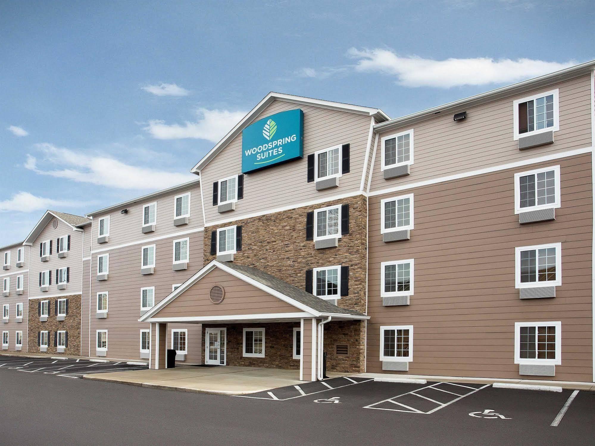 Woodspring Suites Columbus North I-270 Exterior photo